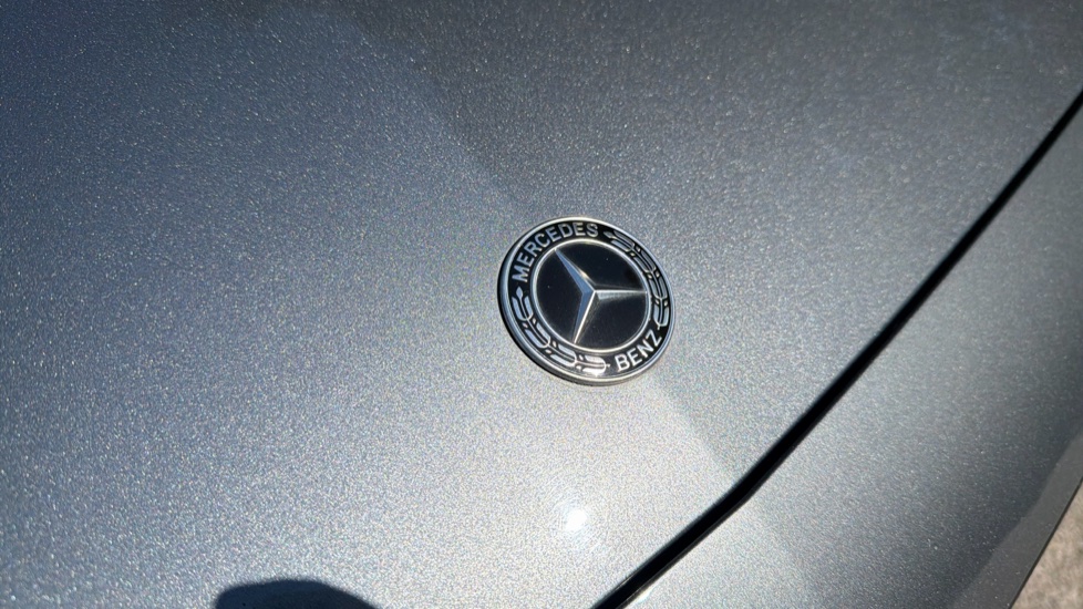 Mercedes-Benz E-Class E300de AMG Line Premium 5dr 9G-Tronic Estate - Image 23