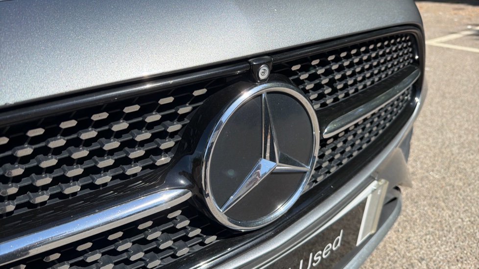 Mercedes-Benz E-Class E300de AMG Line Premium 5dr 9G-Tronic Estate - Image 24