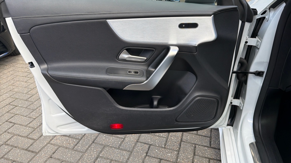 Mercedes-Benz CLA 220d AMG Line 4dr Tip Auto Diesel Saloon - Image 36