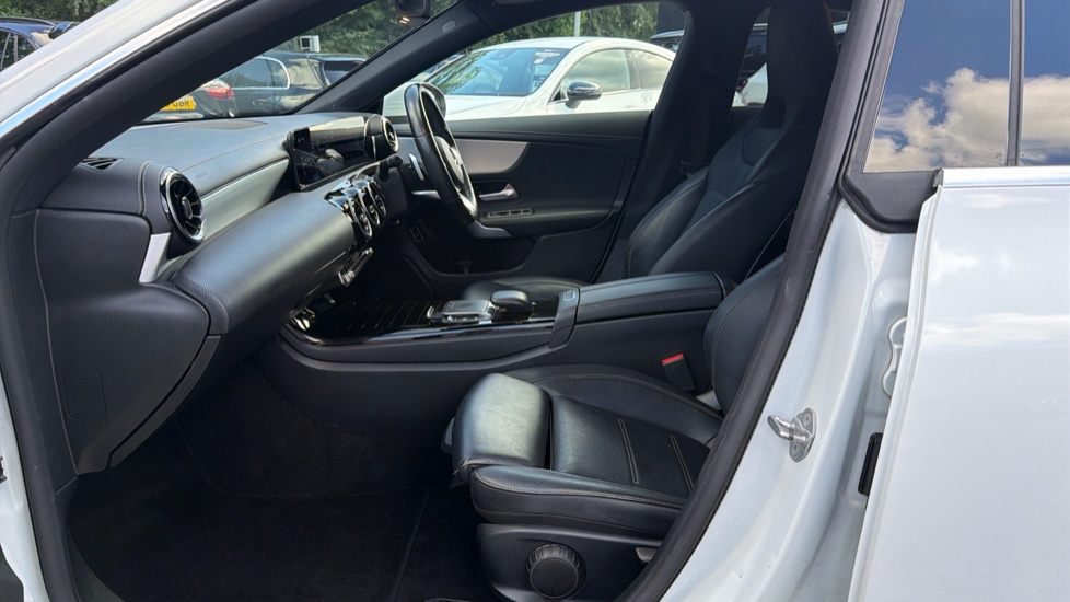 Mercedes-Benz CLA 220d AMG Line 4dr Tip Auto Diesel Saloon - Image 37