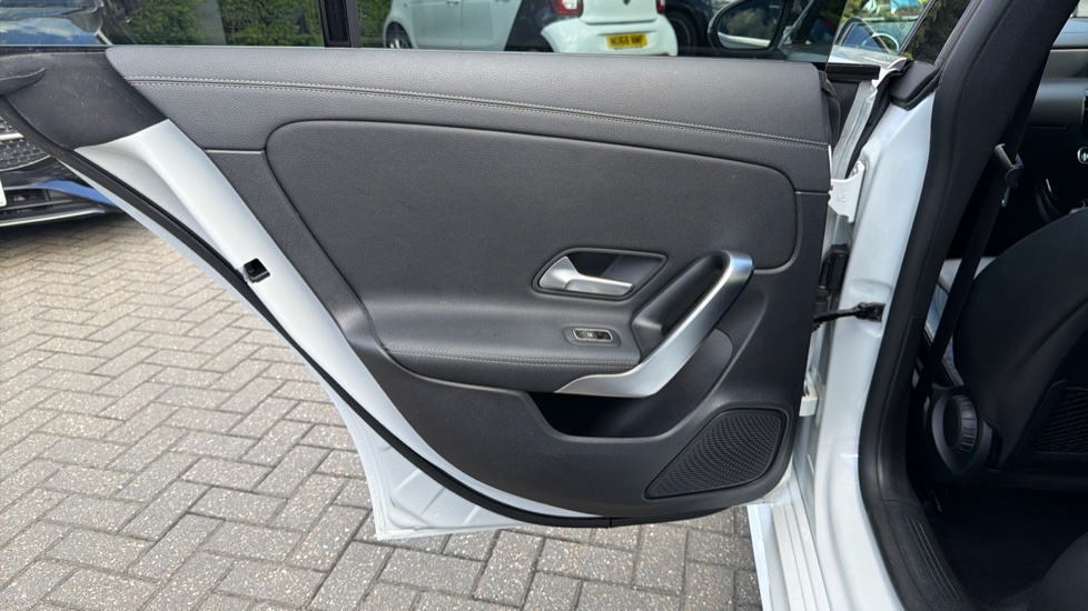 Mercedes-Benz CLA 220d AMG Line 4dr Tip Auto Diesel Saloon - Image 38