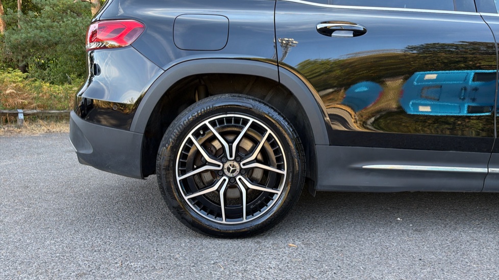Mercedes-Benz Eqb 300 4M 168kW AMG Line Premium 66.5kWh 5dr Auto Electric Estate - Image 7