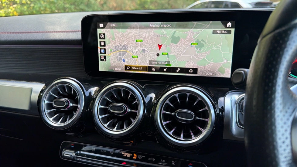 Mercedes-Benz Eqb 300 4M 168kW AMG Line Premium 66.5kWh 5dr Auto Electric Estate - Image 12