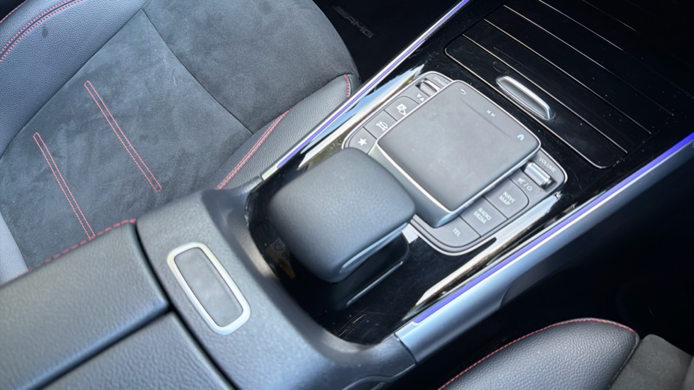 Mercedes-Benz Eqb 300 4M 168kW AMG Line Premium 66.5kWh 5dr Auto Electric Estate - Image 13