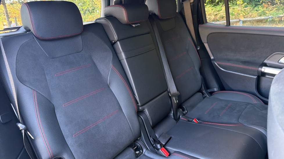 Mercedes-Benz Eqb 300 4M 168kW AMG Line Premium 66.5kWh 5dr Auto Electric Estate - Image 16