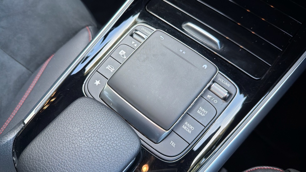 Mercedes-Benz Eqb 300 4M 168kW AMG Line Premium 66.5kWh 5dr Auto Electric Estate - Image 42