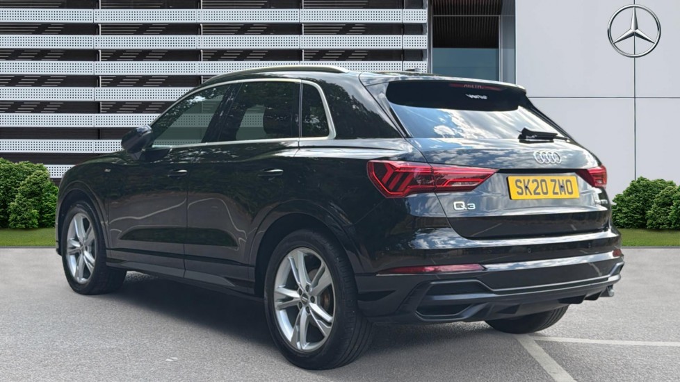 Audi Q3 35 TFSI S Line 5dr S Tronic Petrol Estate - Image 2