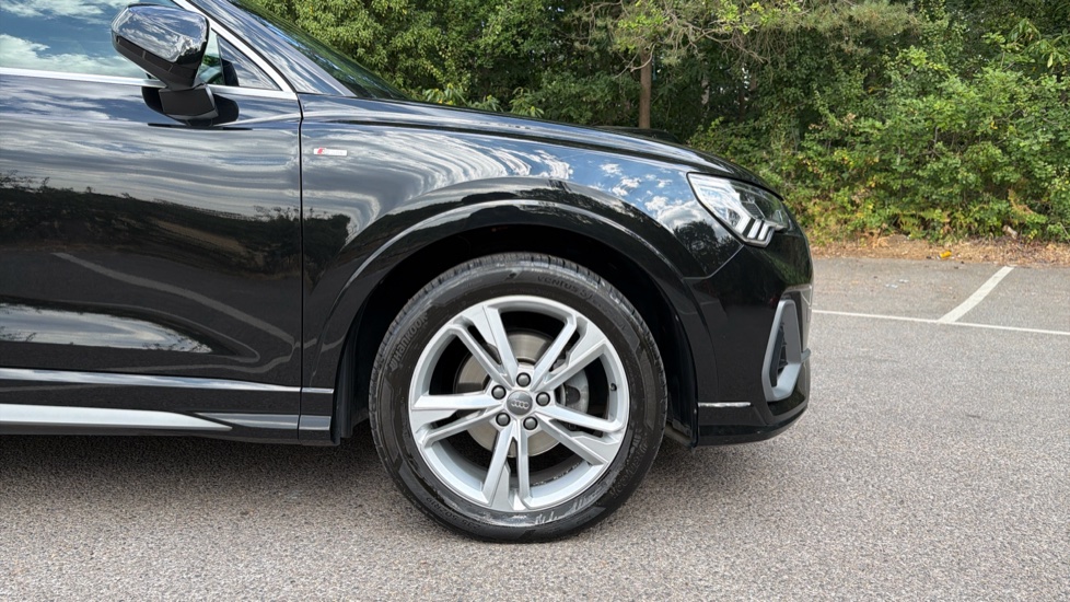 Audi Q3 35 TFSI S Line 5dr S Tronic Petrol Estate - Image 7