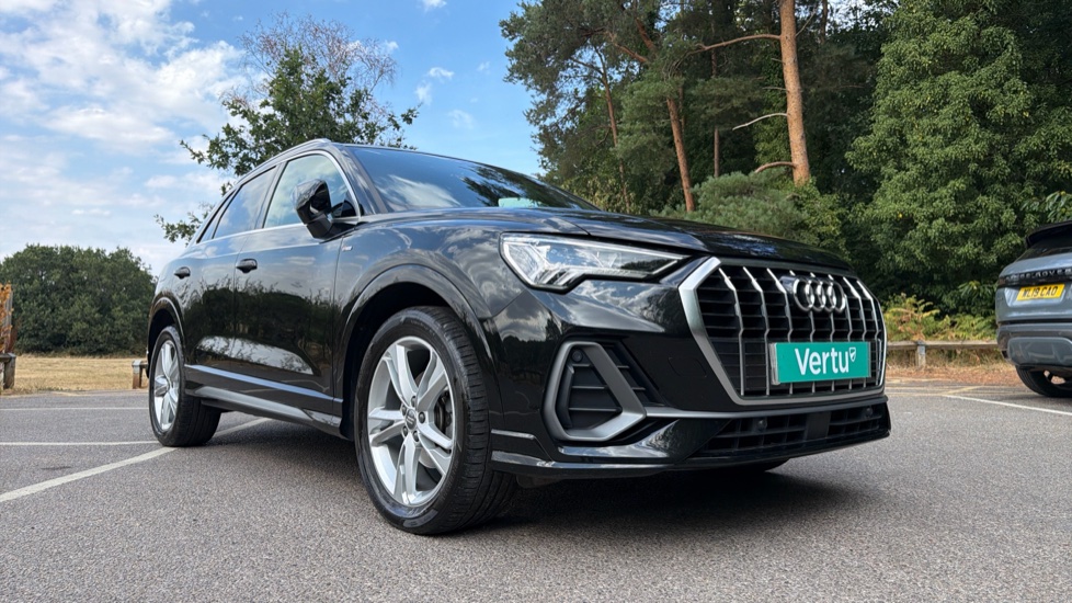 Audi Q3 35 TFSI S Line 5dr S Tronic Petrol Estate - Image 21