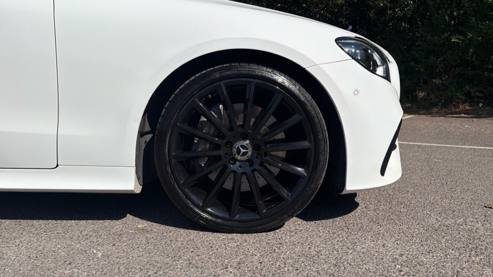 Mercedes-Benz E-Class E300 AMG Line Night Ed Premium Plus 2dr 9G-Tronic Petrol Coupe - Image 7