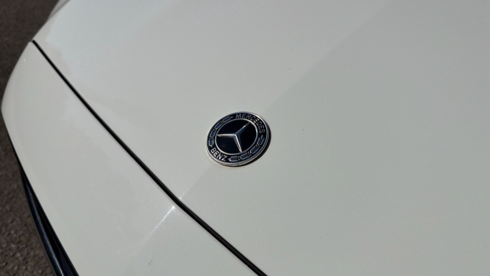 Mercedes-Benz E-Class E300 AMG Line Night Ed Premium Plus 2dr 9G-Tronic Petrol Coupe - Image 25