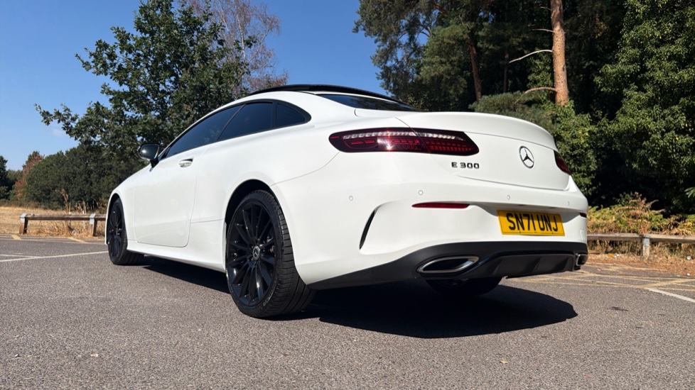 Mercedes-Benz E-Class E300 AMG Line Night Ed Premium Plus 2dr 9G-Tronic Petrol Coupe - Image 42