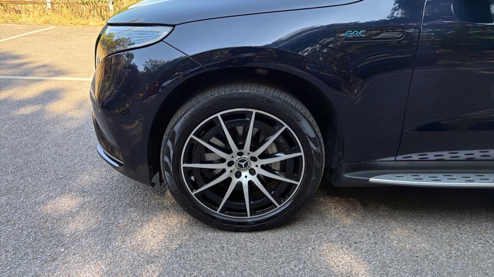 Mercedes-Benz EQC 400 300kW AMG Line Edition 80kWh 5dr Auto Electric Estate - Image 27