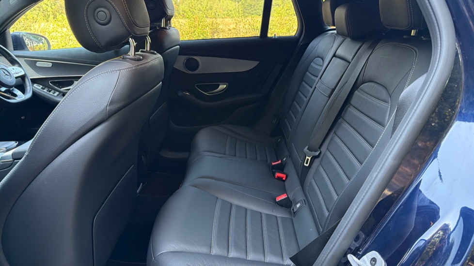 Mercedes-Benz EQC 400 300kW AMG Line Edition 80kWh 5dr Auto Electric Estate - Image 31