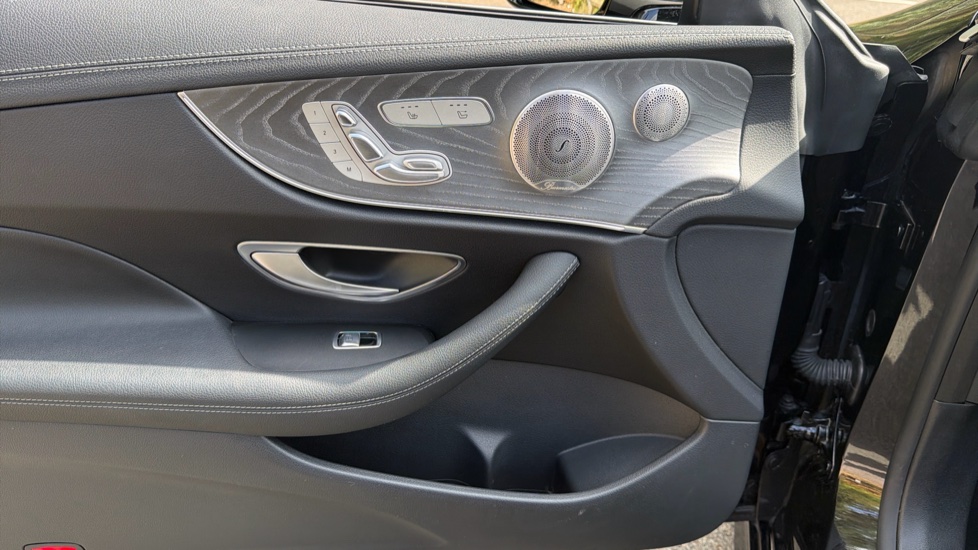 Mercedes-Benz E-Class E300 AMG Line Night Ed Premium Plus 2dr 9G-Tronic Petrol Cabriolet - Image 28