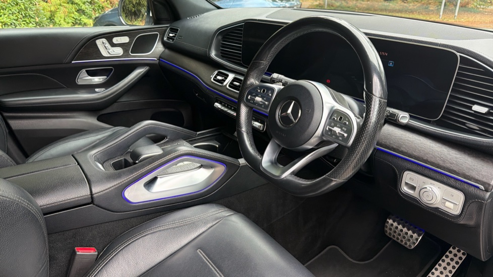 Mercedes-Benz GLE 300d 4Matic AMG Line 5dr 9G-Tronic Diesel Estate - Image 11