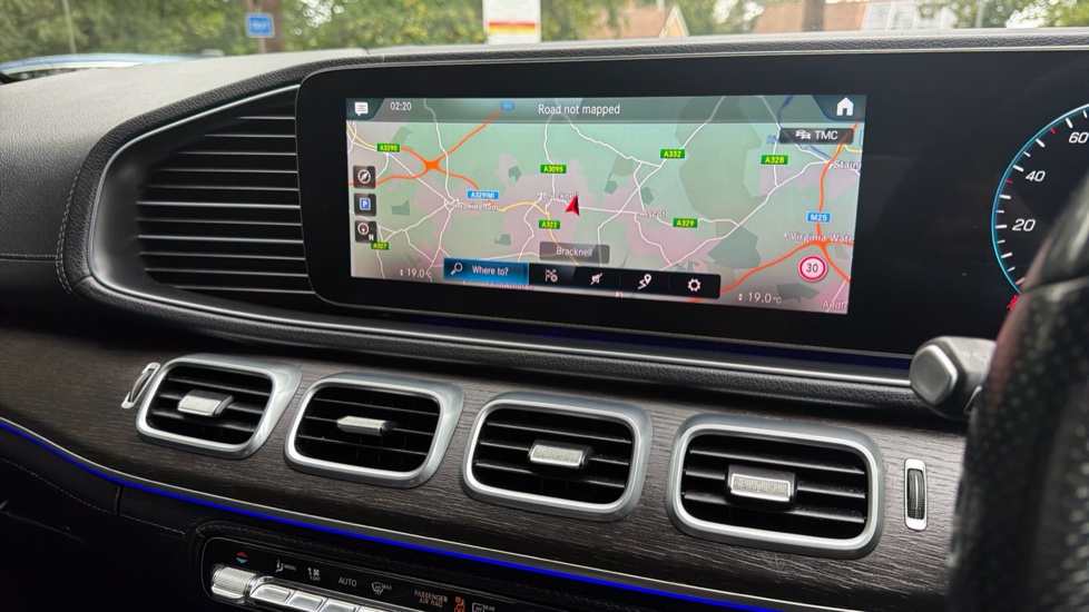 Mercedes-Benz GLE 300d 4Matic AMG Line 5dr 9G-Tronic Diesel Estate - Image 12