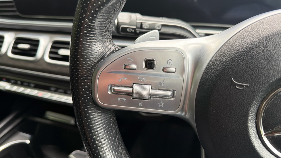 Mercedes-Benz GLE 300d 4Matic AMG Line 5dr 9G-Tronic Diesel Estate - Image 19