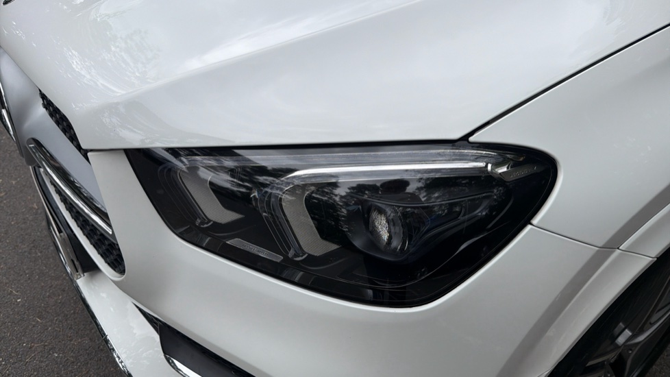 Mercedes-Benz GLE 300d 4Matic AMG Line 5dr 9G-Tronic Diesel Estate - Image 34