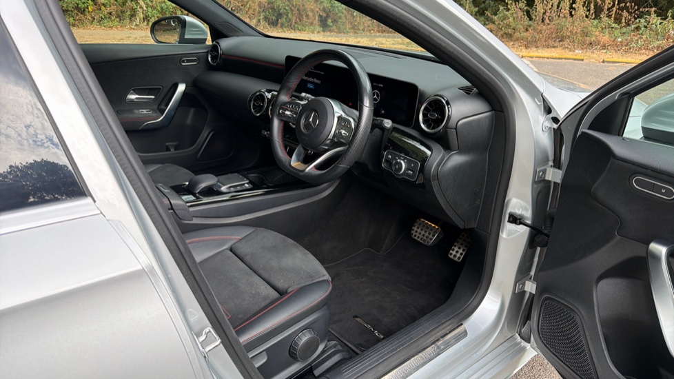 Mercedes-Benz A-Class A180 AMG Line Executive 5dr Auto Petrol Hatchback - Image 39