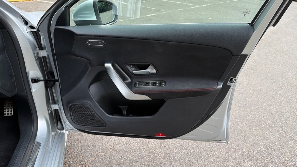 Mercedes-Benz A-Class A180 AMG Line Executive 5dr Auto Petrol Hatchback - Image 40