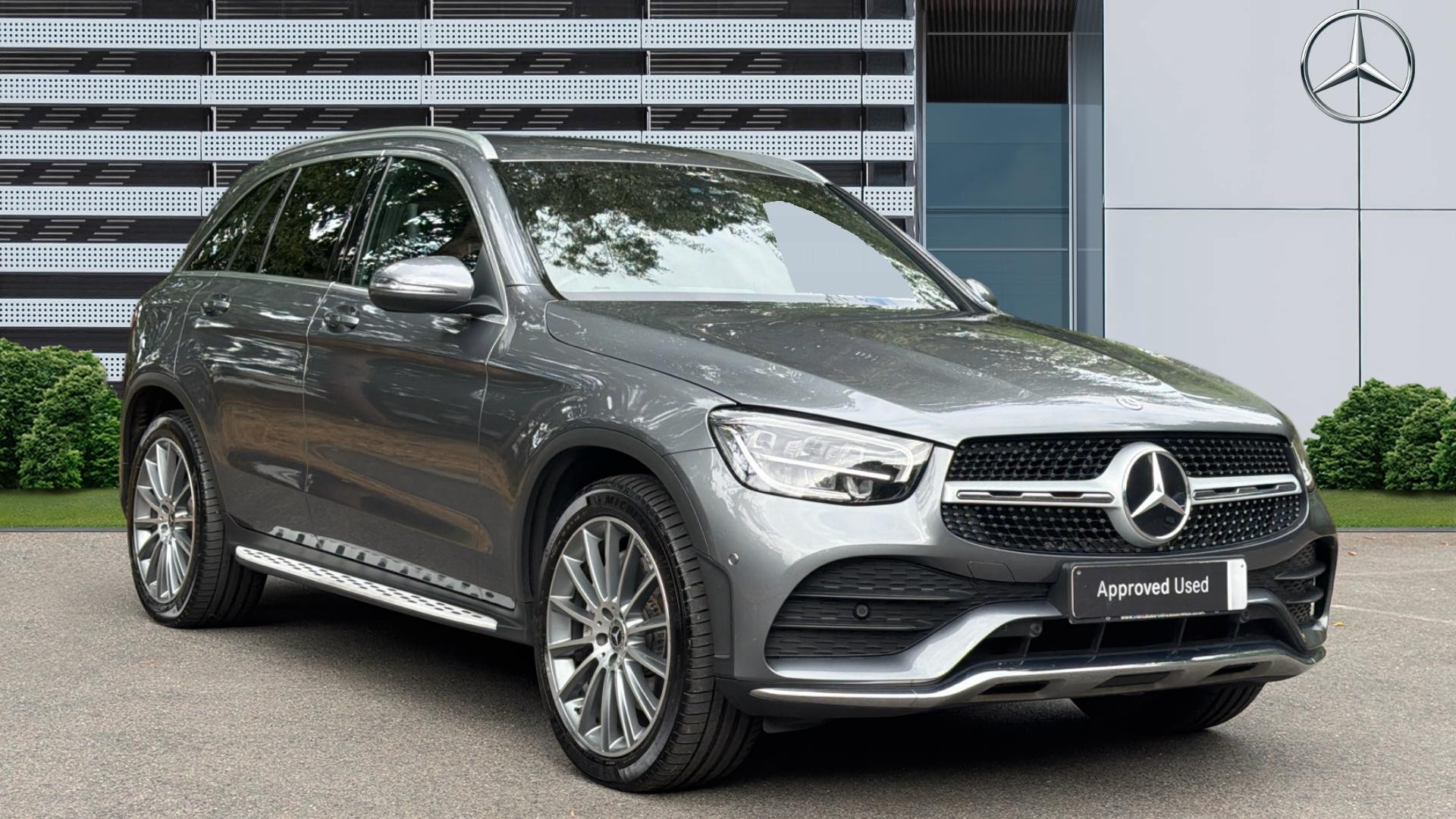 Mercedes-Benz GLC listing photo