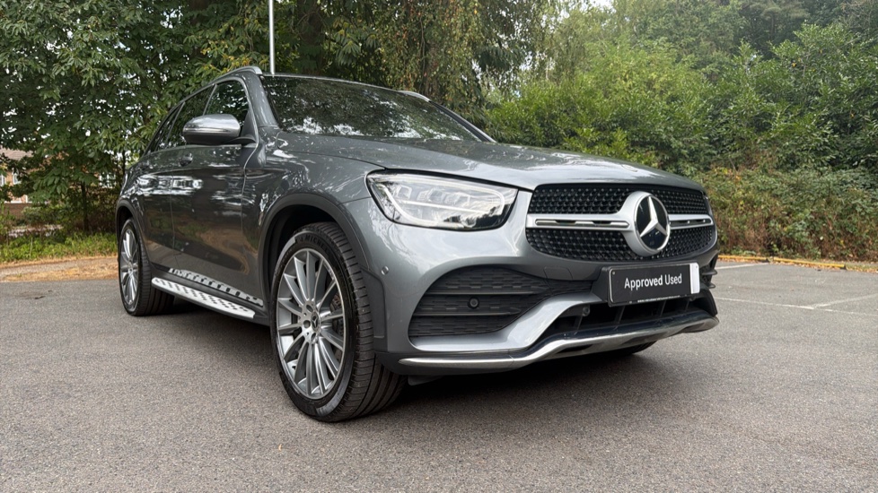 Mercedes-Benz GLC 300d 4Matic AMG Line Premium 5dr 9G-Tronic Diesel Estate - Image 23