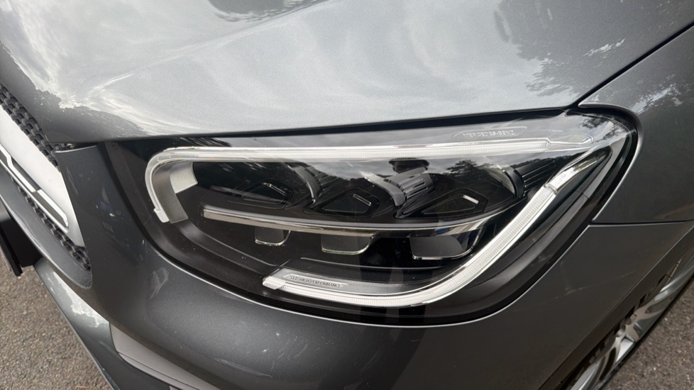 Mercedes-Benz GLC 300d 4Matic AMG Line Premium 5dr 9G-Tronic Diesel Estate - Image 25