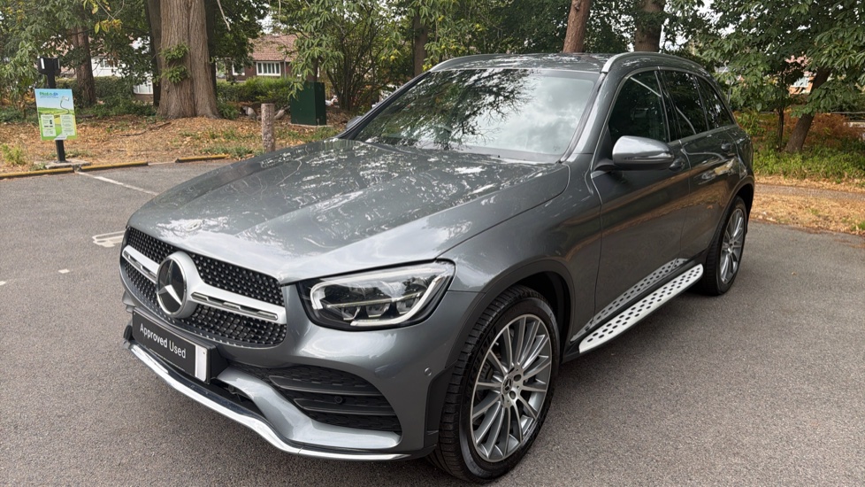 Mercedes-Benz GLC 300d 4Matic AMG Line Premium 5dr 9G-Tronic Diesel Estate - Image 26