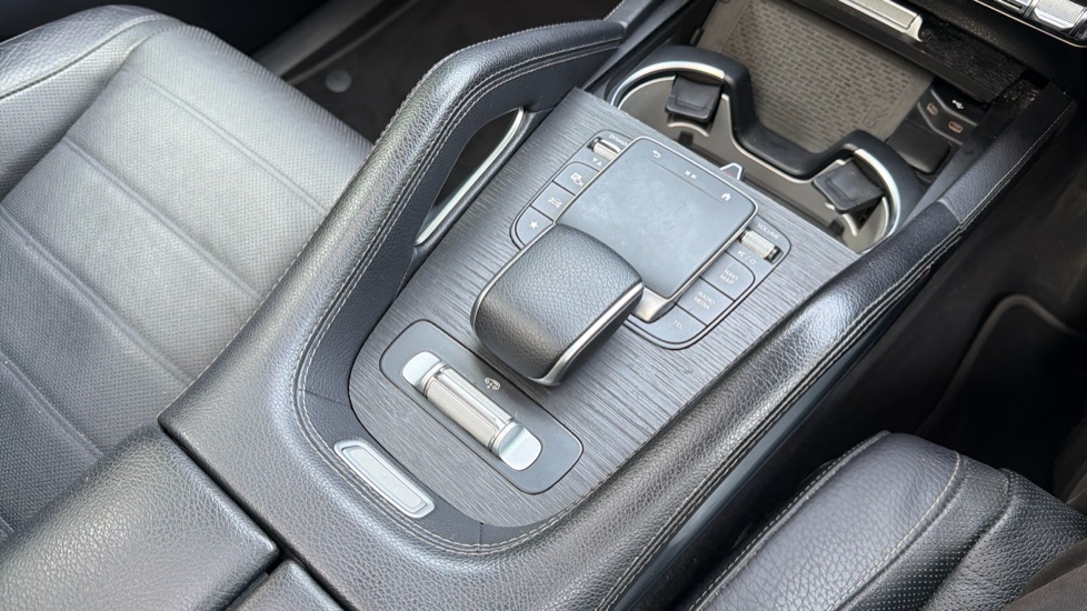 Mercedes-Benz GLE 450 4Matic AMG Line Prem + 5dr 9G-Tron [7 St] Petrol Estate - Image 13