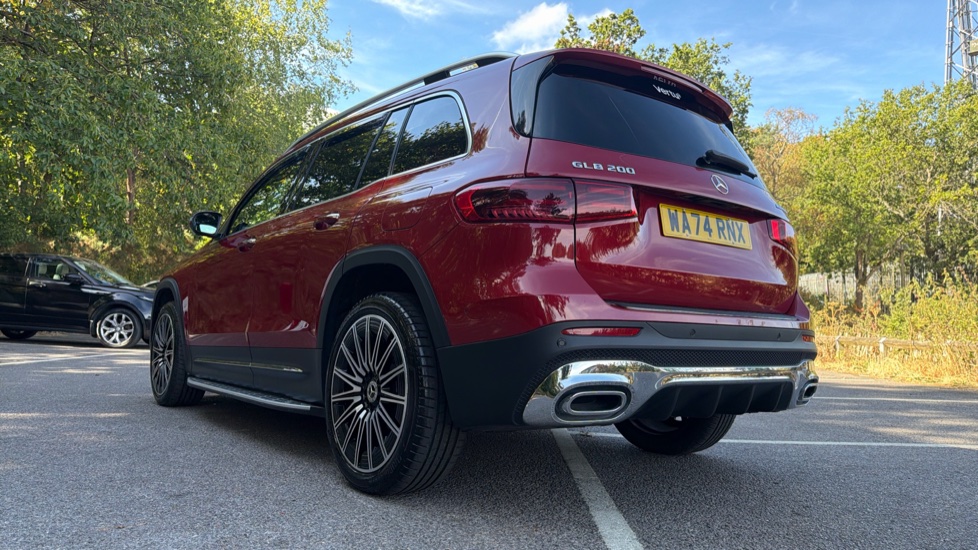 Mercedes-Benz GLB 200 AMG Line Premium Plus 5dr 7G-Tronic Petrol Estate - Image 43
