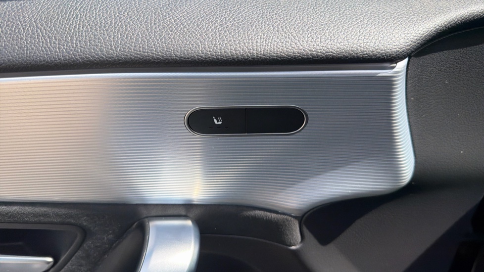 Mercedes-Benz A-Class A180 AMG Line Premium 5dr Auto Petrol Hatchback - Image 29