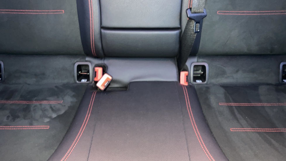 Mercedes-Benz A-Class A180d AMG Line Premium Plus 5dr Auto Diesel Hatchback - Image 17