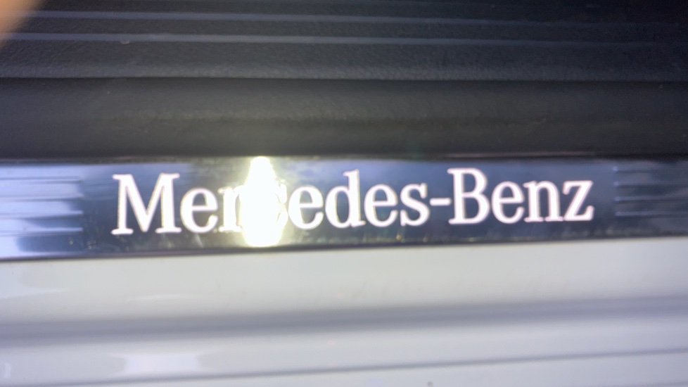 Mercedes-Benz A-Class A180d AMG Line Premium Plus 5dr Auto Diesel Hatchback - Image 23