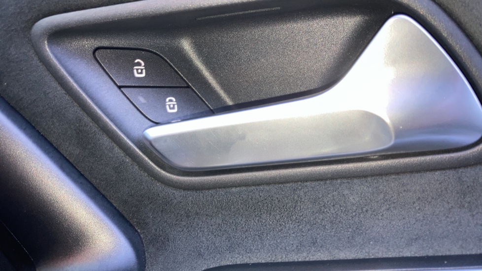 Mercedes-Benz A-Class A180d AMG Line Premium Plus 5dr Auto Diesel Hatchback - Image 29