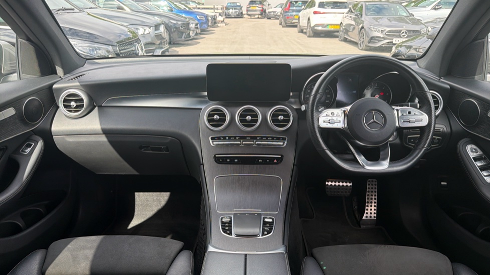 Mercedes-Benz GLC 220d 4Matic AMG Line 5dr 9G-Tronic Diesel Estate - Image 10