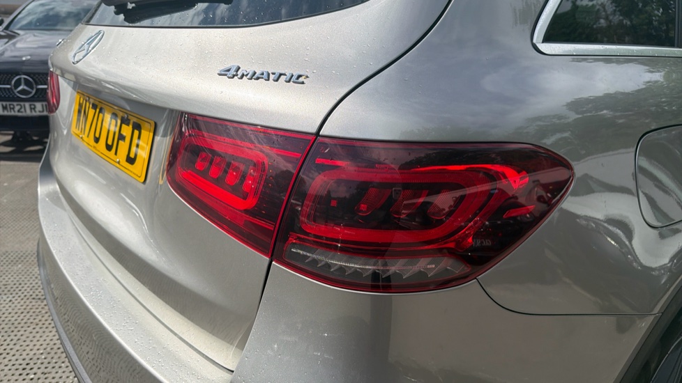 Mercedes-Benz GLC 220d 4Matic AMG Line 5dr 9G-Tronic Diesel Estate - Image 23