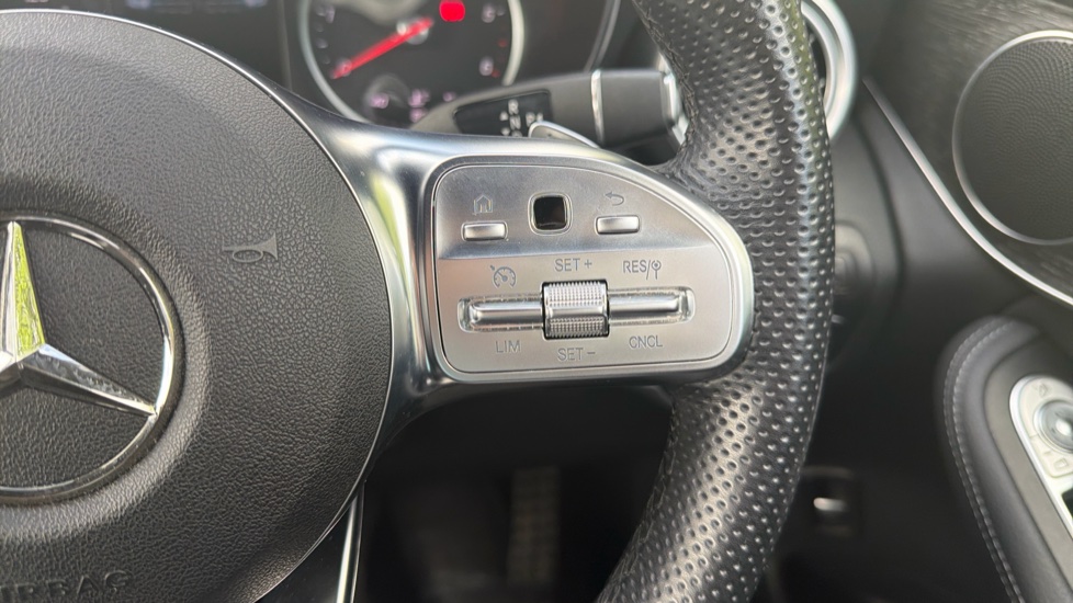 Mercedes-Benz GLC 220d 4Matic AMG Line 5dr 9G-Tronic Diesel Estate - Image 33