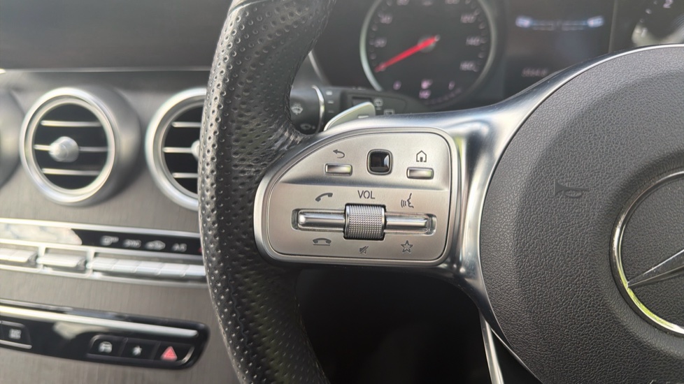 Mercedes-Benz GLC 220d 4Matic AMG Line 5dr 9G-Tronic Diesel Estate - Image 34
