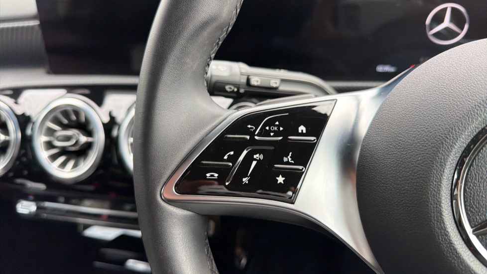 Mercedes-Benz A-Class A180 Sport Executive 5dr Auto Petrol Hatchback - Image 19