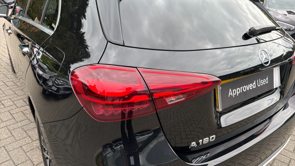 Mercedes-Benz A-Class A180 Sport Executive 5dr Auto Petrol Hatchback - Image 30