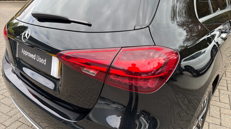 Mercedes-Benz A-Class A180 Sport Executive 5dr Auto Petrol Hatchback - Image 31