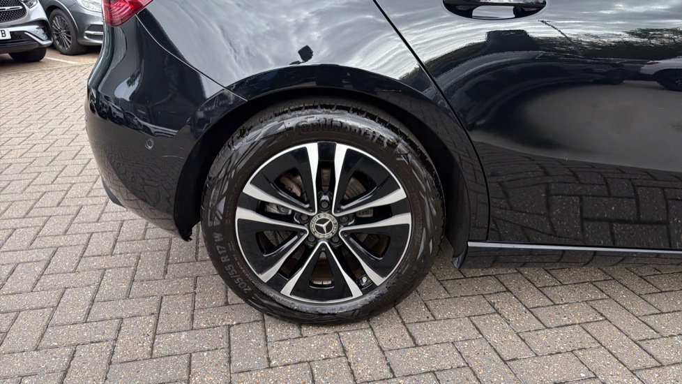 Mercedes-Benz A-Class A180 Sport Executive 5dr Auto Petrol Hatchback - Image 36