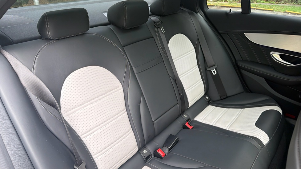 Mercedes-AMG C-Class C63 Premium 4dr Auto Petrol Saloon - Image 16