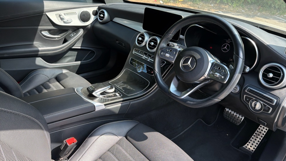 Mercedes-Benz C-Class C220d AMG Line Edition Premium 2dr 9G-Tronic Diesel Coupe - Image 11