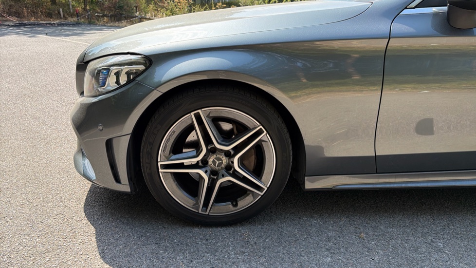 Mercedes-Benz C-Class C220d AMG Line Edition Premium 2dr 9G-Tronic Diesel Coupe - Image 26