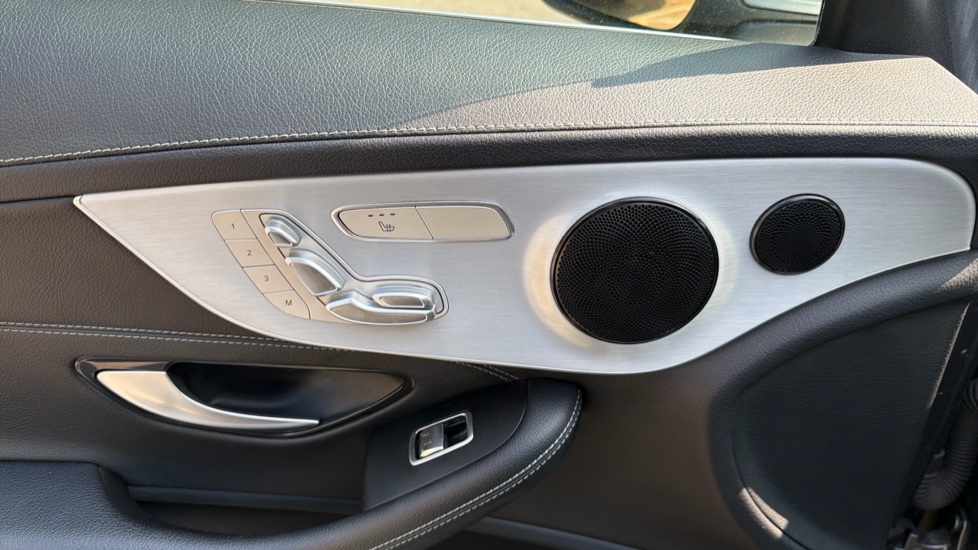 Mercedes-Benz C-Class C220d AMG Line Edition Premium 2dr 9G-Tronic Diesel Coupe - Image 28