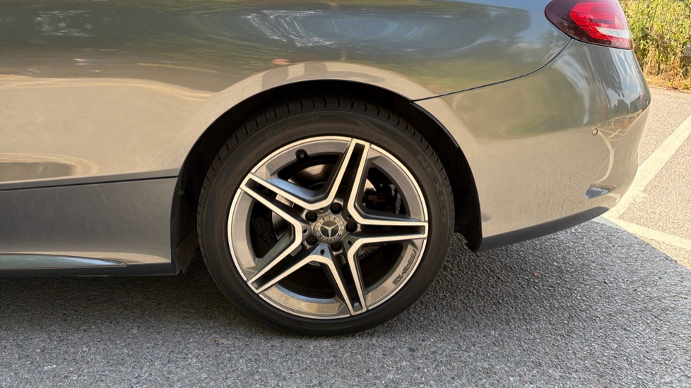 Mercedes-Benz C-Class C220d AMG Line Edition Premium 2dr 9G-Tronic Diesel Coupe - Image 32