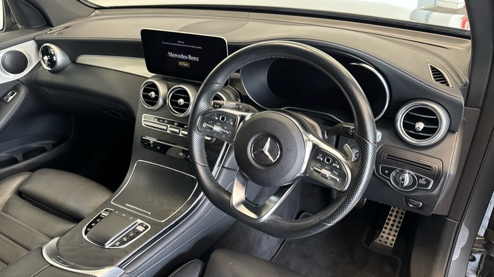 Mercedes-Benz GLC 220d 4Matic AMG Line Premium 5dr 9G-Tronic Diesel Estate - Image 11