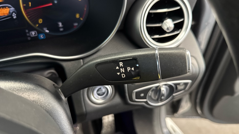 Mercedes-Benz GLC 220d 4Matic AMG Line Premium 5dr 9G-Tronic Diesel Estate - Image 24